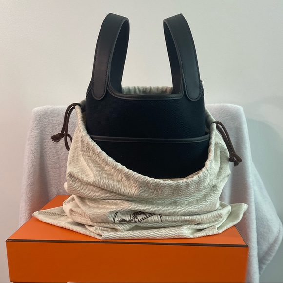 SOLD Authentic Hermes Picotin 18 Cargo black PHW - Picture 8 of 10